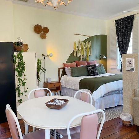 Charming 1885 Parlor Loft Downtown Savannah Stay 외부 사진