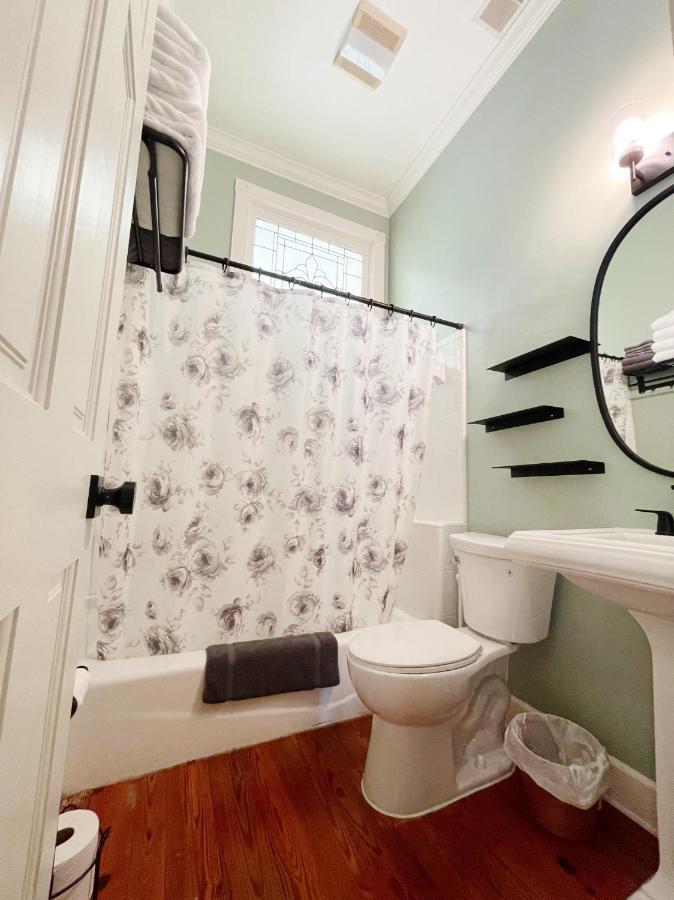 Charming 1885 Parlor Loft Downtown Savannah Stay 외부 사진